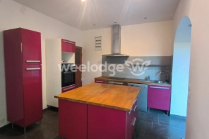 Maison vendu 6 pièces de 157 m² à Avesnelles