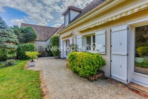 Maison à vendre 6 pièces de 116,31 m² à Chanteloup-les-Vignes