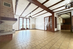 Maison à vendre 6 pièces de 142 m² à Élesmes