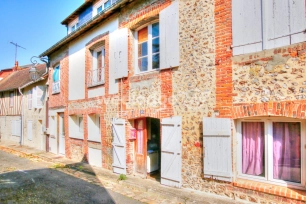Maison à vendre 3 pièces de 80 m² à Lisieux