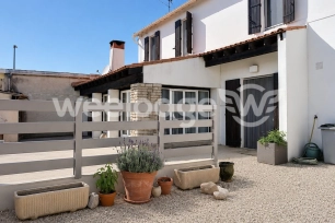 Maison à vendre 6 pièces de 121,6 m² à Avignon