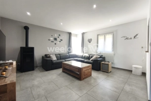 Maison à vendre 8 pièces de 160 m² à Neuf-Mesnil