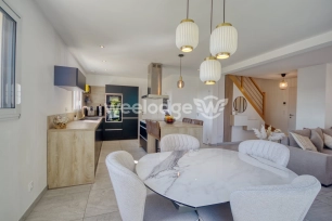 Maison à vendre 5 pièces de 89 m² à Vernon