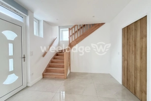 Maison à vendre 5 pièces de 135 m² à Neuf-Mesnil