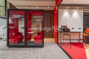 Local commercial à louer de 430 m² à Pontoise
