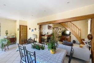 Maison à vendre 6 pièces de 91,2 m² à Maurecourt