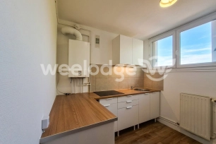 Appartement à louer 3 pièces de 52,3 m² à Sainte-Geneviève-des-Bois