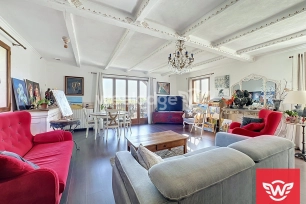 Maison à vendre 5 pièces de 139,68 m² à Jouy-le-Moutier