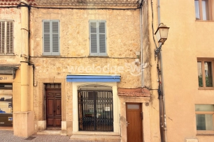 Appartement à vendre 2 pièces de 50 m² à Fayence