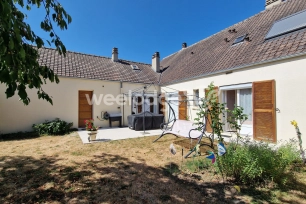 Maison à vendre 6 pièces de 125 m² à Élancourt