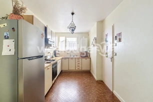 Maison à vendre 6 pièces de 123,77 m² à Jouy-le-Moutier