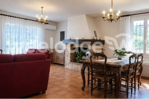 Maison à vendre 4 pièces de 100 m² à Manosque