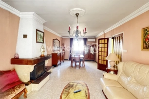 Maison à vendre 5 pièces de 98 m² à Le Pontet