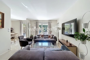 Maison à vendre 7 pièces de 118 m² à Éragny