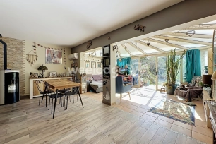 Maison à vendre 5 pièces de 101,69 m² à Jouy-le-Moutier