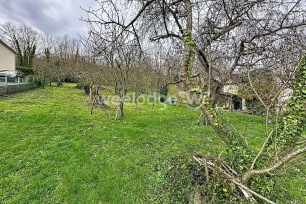 Terrain à vendre de 597 m² à Vauréal