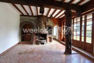 Maison à vendre 8 pièces de 204 m² à Neuf-Mesnil