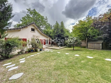 Maison à vendre 5 pièces de 91,11 m² à Chanteloup-les-Vignes