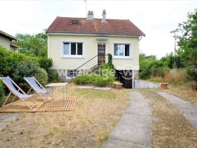 Maison à vendre 6 pièces de 101 m² à Conflans-Sainte-Honorine