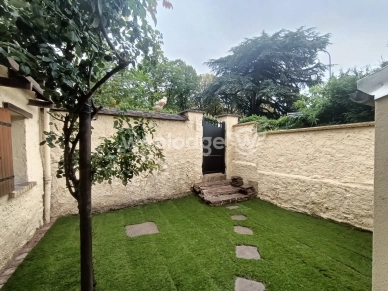 Maison à vendre 5 pièces de 81 m² à Le Mesnil-le-Roi