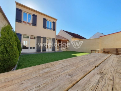 Maison à vendre 4 pièces de 75 m² à Conflans-Sainte-Honorine