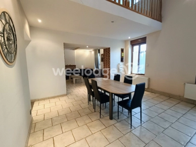 Maison vendu 5 pièces de 117 m² à Hautmont