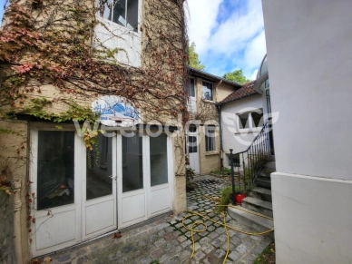 Maison à vendre 6 pièces de 120 m² à Conflans-Sainte-Honorine