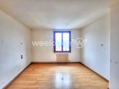 Maison à vendre 9 pièces de 143 m² à Bogny-sur-Meuse