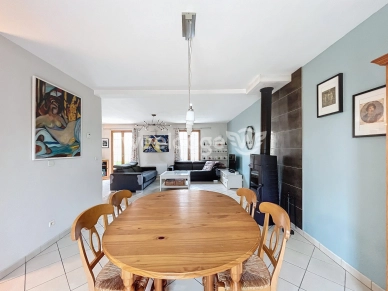 Maison à vendre 7 pièces de 168 m² à Maurecourt