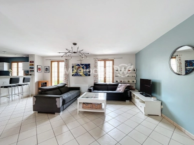 Maison à vendre 7 pièces de 168 m² à Maurecourt
