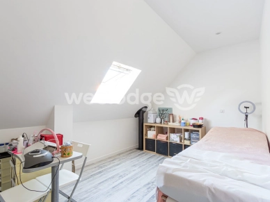 Maison à vendre 8 pièces de 184,32 m² à Neuilly-en-Thelle