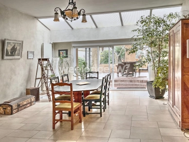 Maison à vendre 11 pièces de 243 m² à Bray-sur-Seine