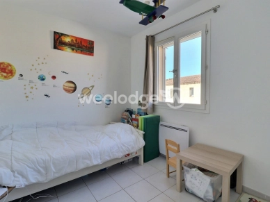 Maison à vendre 4 pièces de 77 m² à La Fare-les-Oliviers