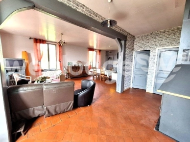 Maison à vendre 7 pièces de 113,8 m² à Beauvais