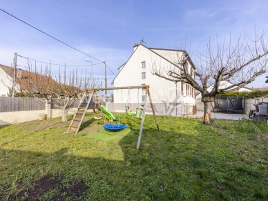 Maison à vendre 7 pièces de 150 m² à Les Mureaux
