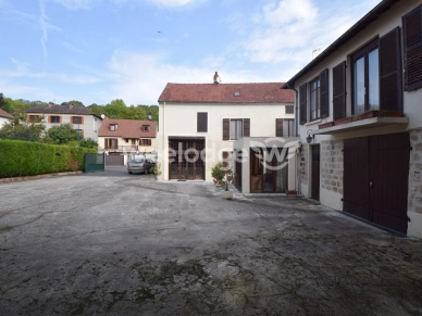 Maison à vendre 10 pièces de 313 m² à Vauréal