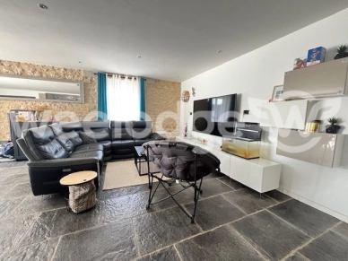 Maison à vendre 7 pièces de 135 m² à Saint-Clair-sur-Epte