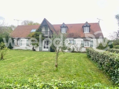 Maison à vendre 8 pièces de 223 m² à Gisors