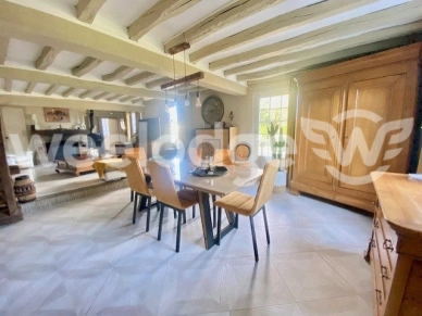 Maison à vendre 8 pièces de 152 m² à Lyons-la-Forêt