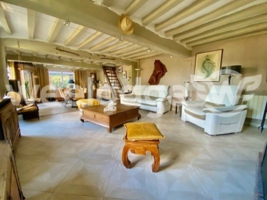Maison à vendre 8 pièces de 152 m² à Lyons-la-Forêt