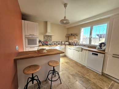 Maison à vendre 5 pièces de 140 m² à Lançon-Provence