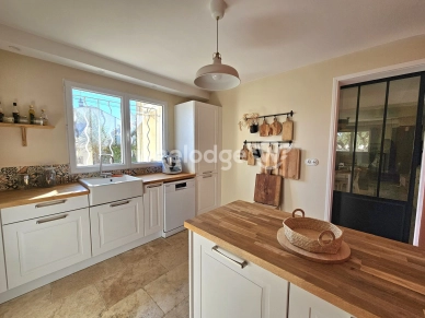 Maison à vendre 5 pièces de 140 m² à Lançon-Provence