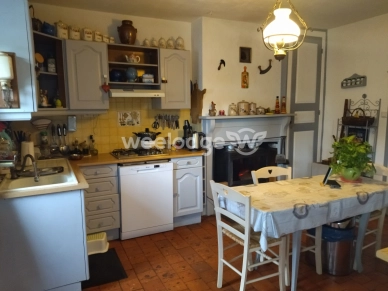 Maison à vendre 9 pièces de 159 m² à La Celle-Dunoise