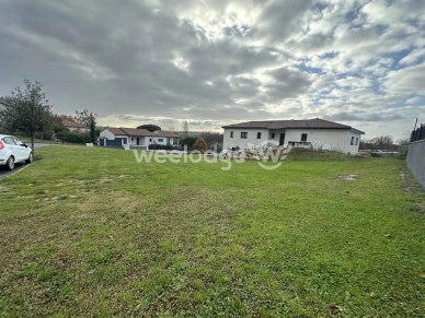 Terrain à vendre de 800 m² à Samatan