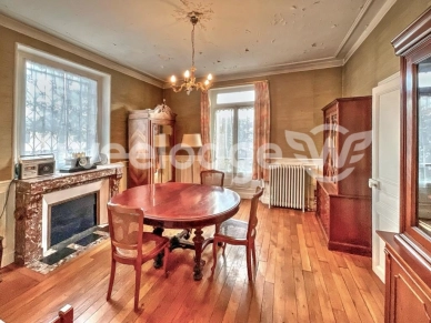 Maison à vendre 9 pièces de 233 m² à Sens