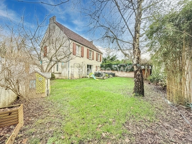Maison à vendre 6 pièces de 118 m² à Éragny