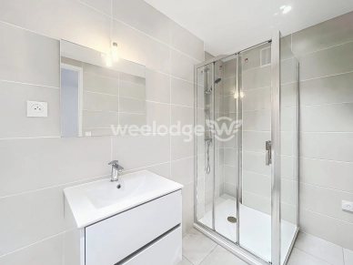 Appartement à vendre 1 pièces de 33,77 m² à Suresnes
