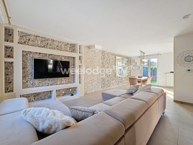 Maison à vendre 5 pièces de 90,01 m² à Conflans-Sainte-Honorine