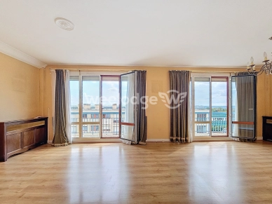 Appartement à vendre 2 pièces de 67,77 m² à Conflans-Sainte-Honorine
