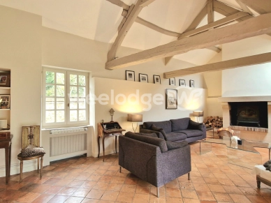 Maison à vendre 8 pièces de 228 m² à Jouars-Pontchartrain